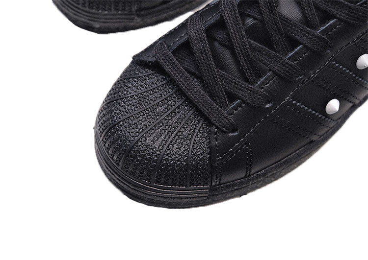 ADIDAS Stan Smith - Black & White Dot - 9