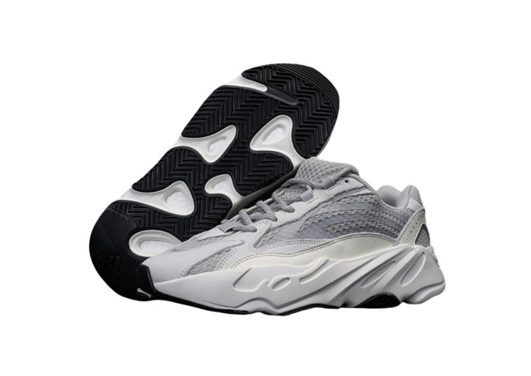 Adidas Yeezy Boost 700-Smoky (2)
