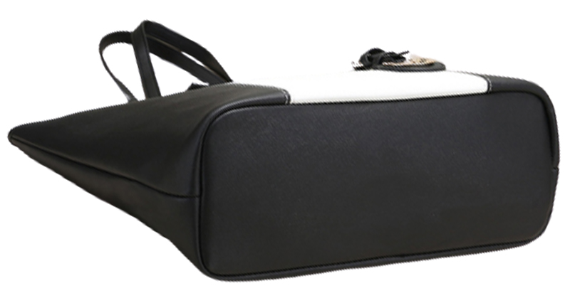 .Michael Kors bag - Black & White (1)